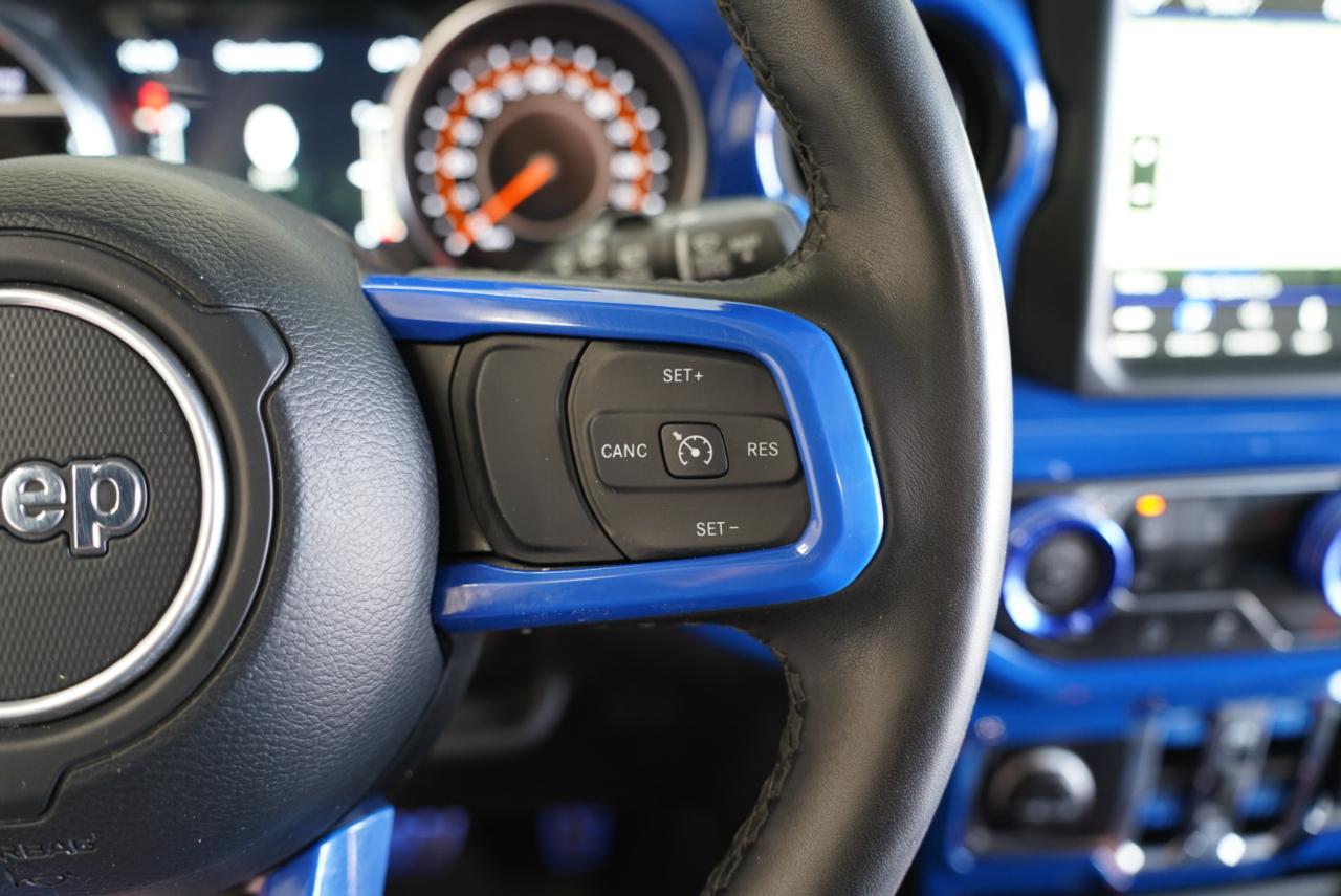 Jeep Wrangler Willys 4 Door 4x4 2023