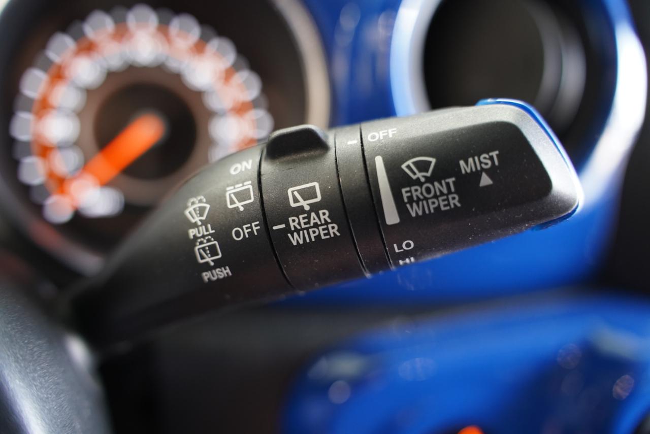 Jeep Wrangler Willys 4 Door 4x4 2023