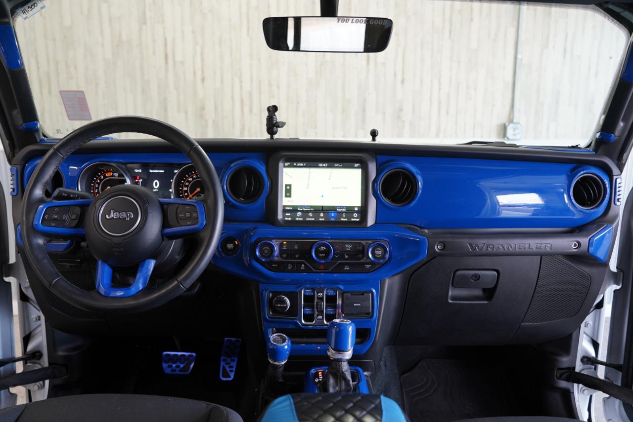 Jeep Wrangler Willys 4 Door 4x4 2023