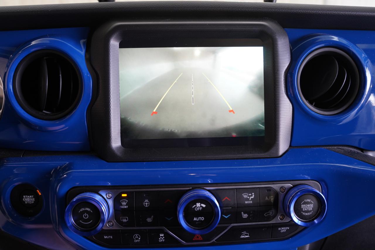 Jeep Wrangler Willys 4 Door 4x4 2023