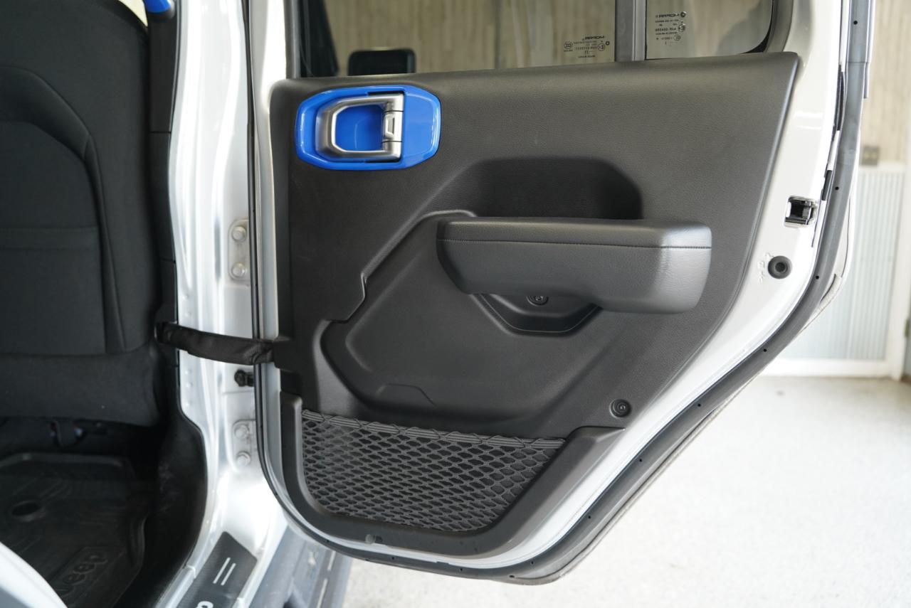 Jeep Wrangler Willys 4 Door 4x4 2023