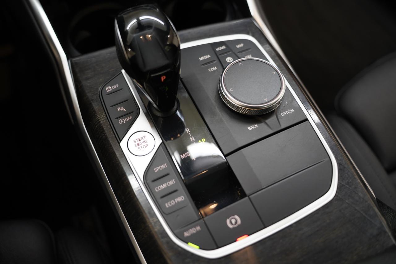 BMW 3 Series 330i xDrive Sedan North America 2020