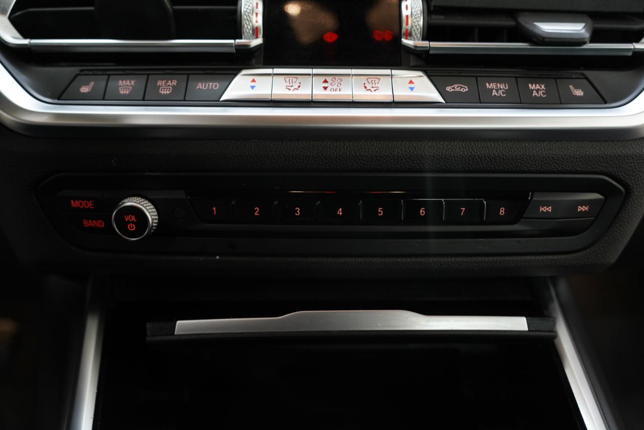 BMW 3 Series 330i xDrive Sedan North America 2020