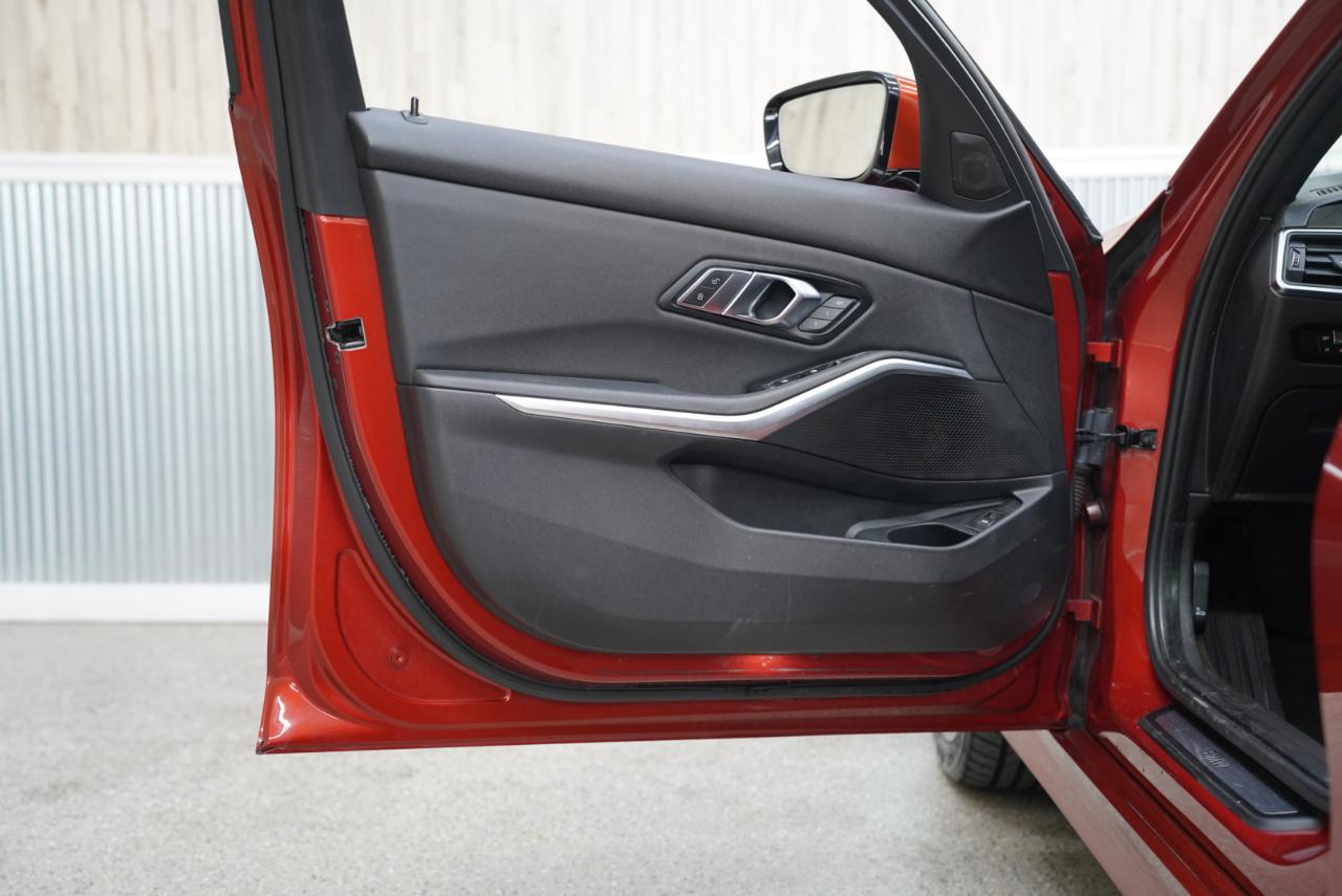 BMW 3 Series 330i xDrive Sedan North America 2020