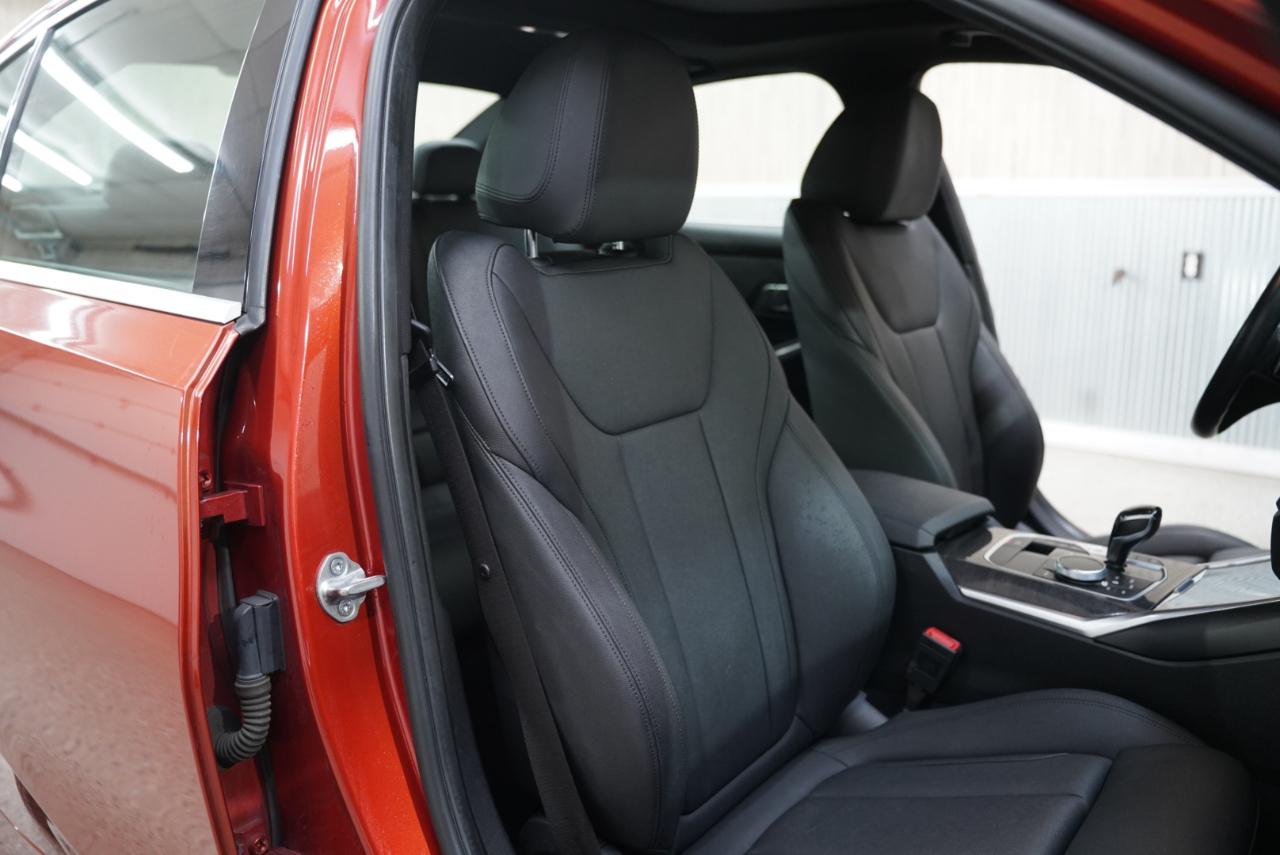 BMW 3 Series 330i xDrive Sedan North America 2020