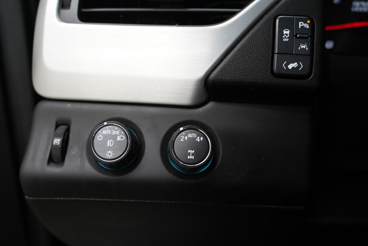 GMC Yukon 4WD 4dr SLT 2017