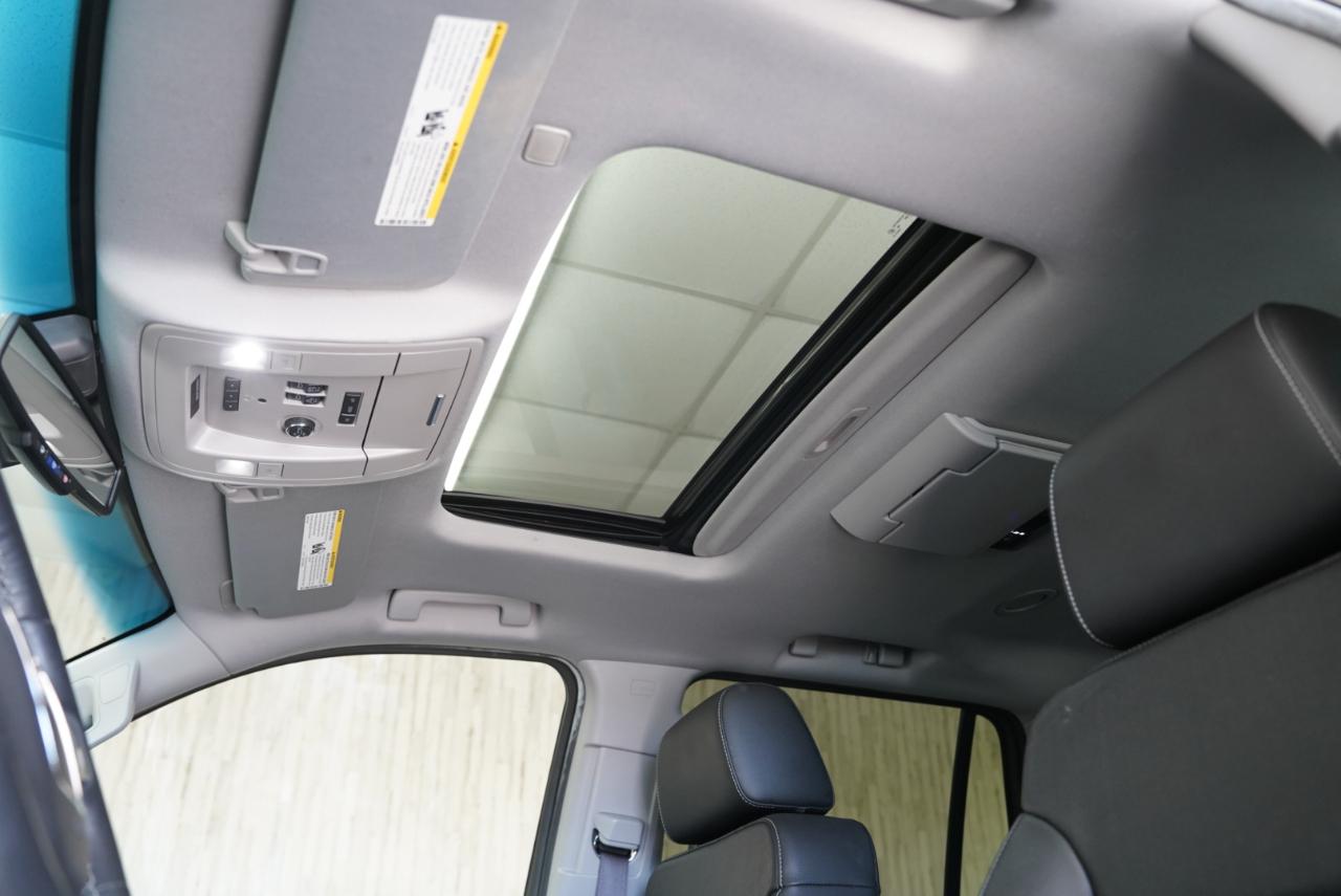 GMC Yukon 4WD 4dr SLT 2017