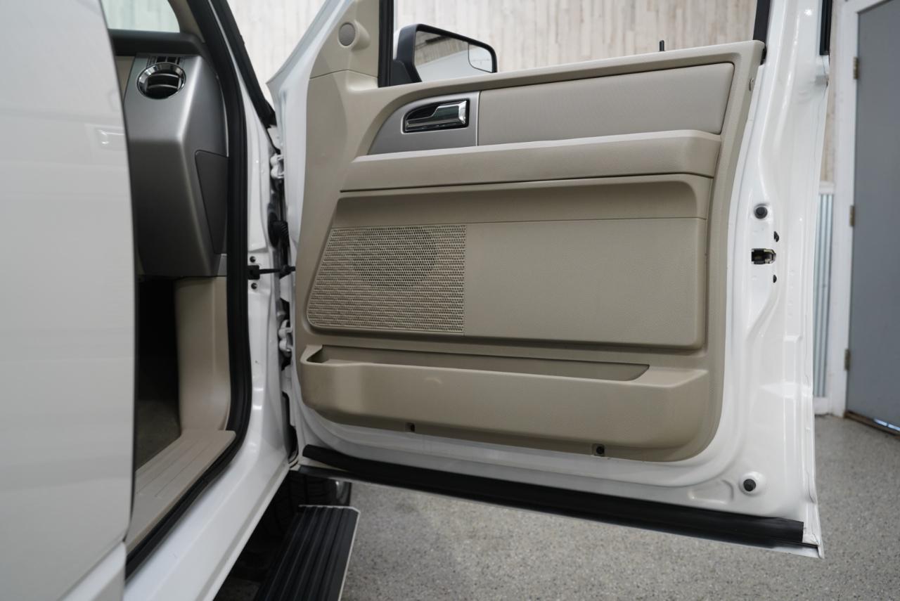 Ford Expedition 2WD 4dr Limited 2013