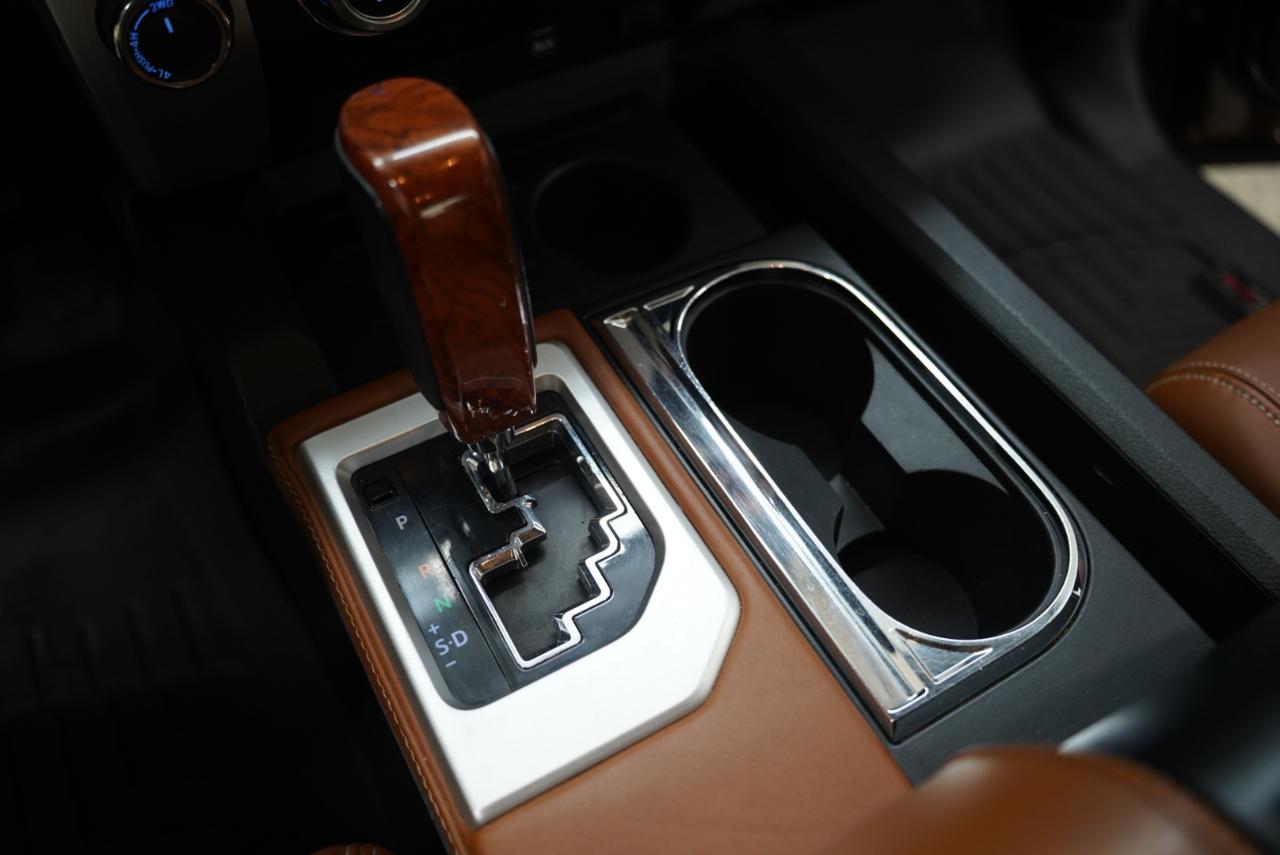 Toyota Tundra 4WD Truck  2015