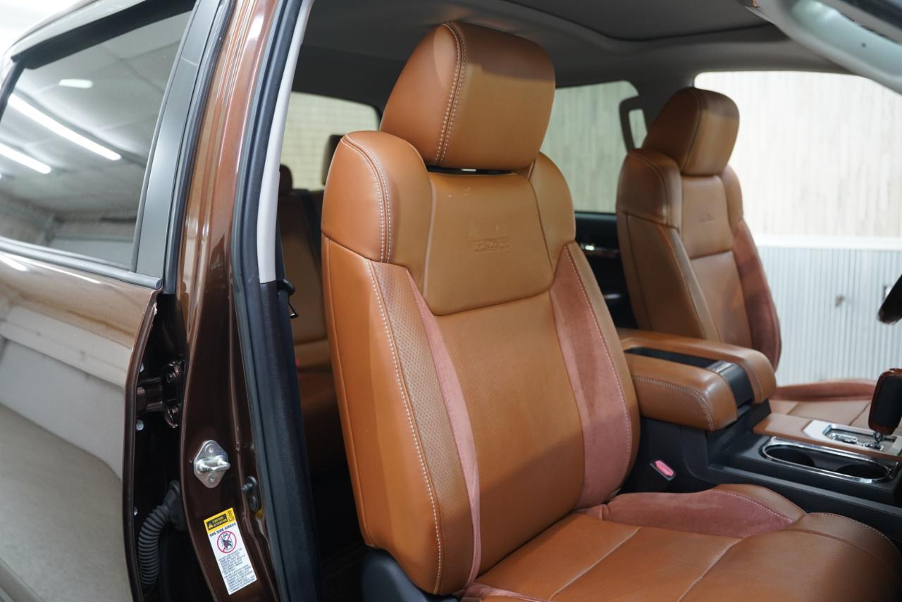 Toyota Tundra 4WD Truck  2015