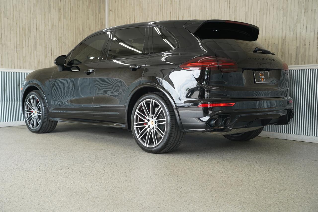 Porsche Cayenne AWD 4dr GTS 2016