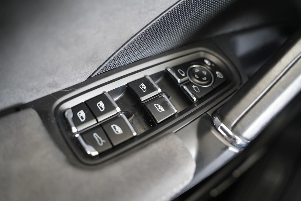 Porsche Cayenne AWD 4dr GTS 2016