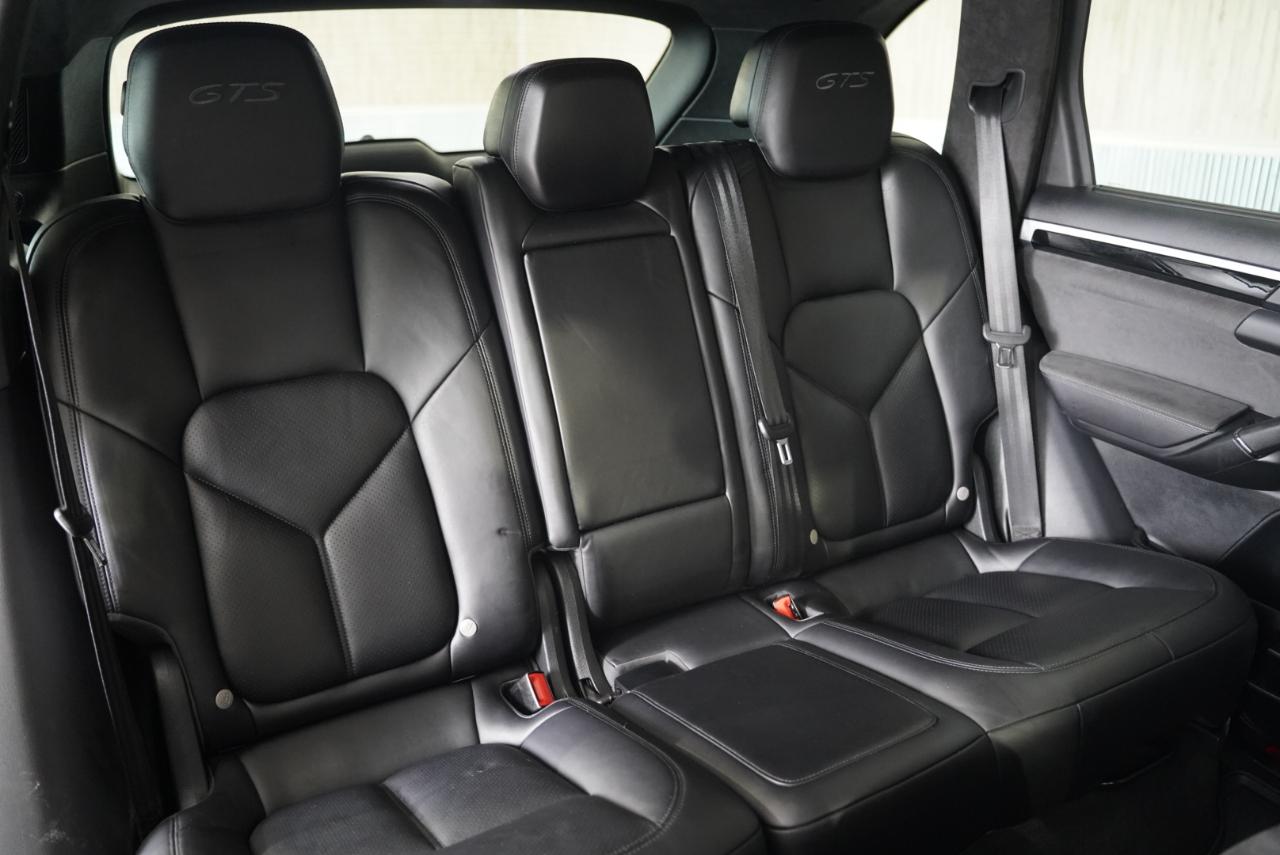 Porsche Cayenne AWD 4dr GTS 2016