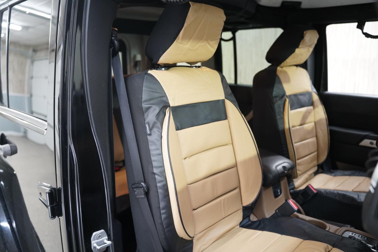 Jeep Wrangler Unlimited 4WD 4dr Sahara 2012