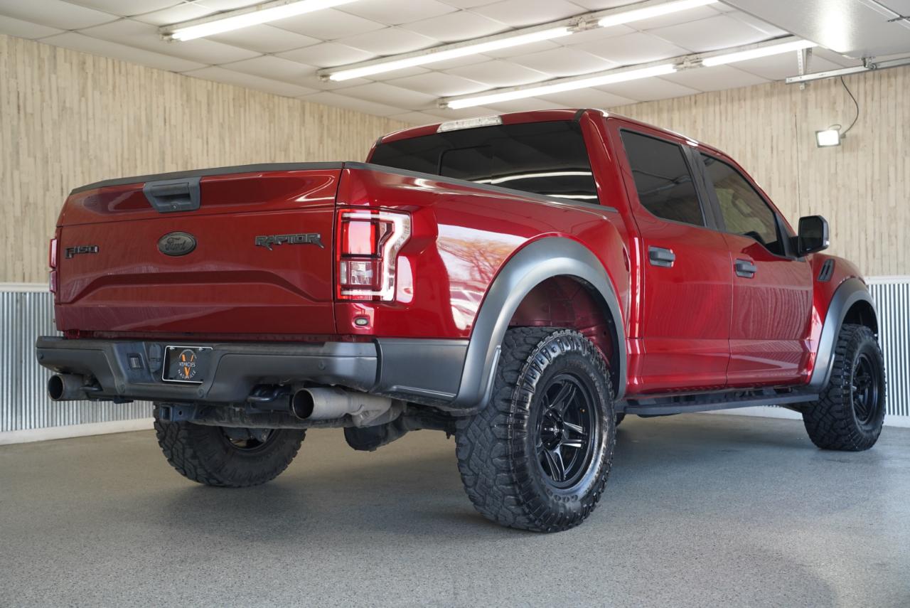 Ford F-150 Raptor 4WD SuperCrew 5.5' Box 2017