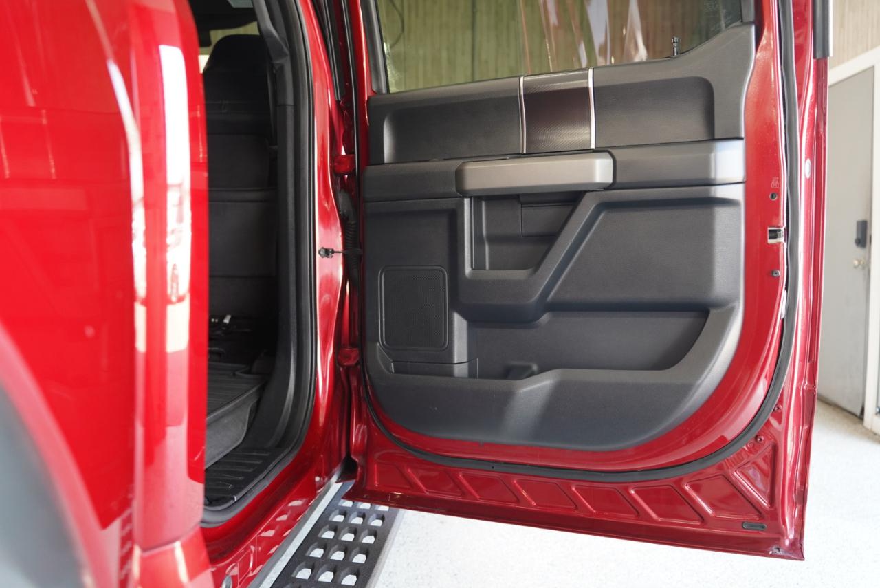 Ford F-150 Raptor 4WD SuperCrew 5.5' Box 2017