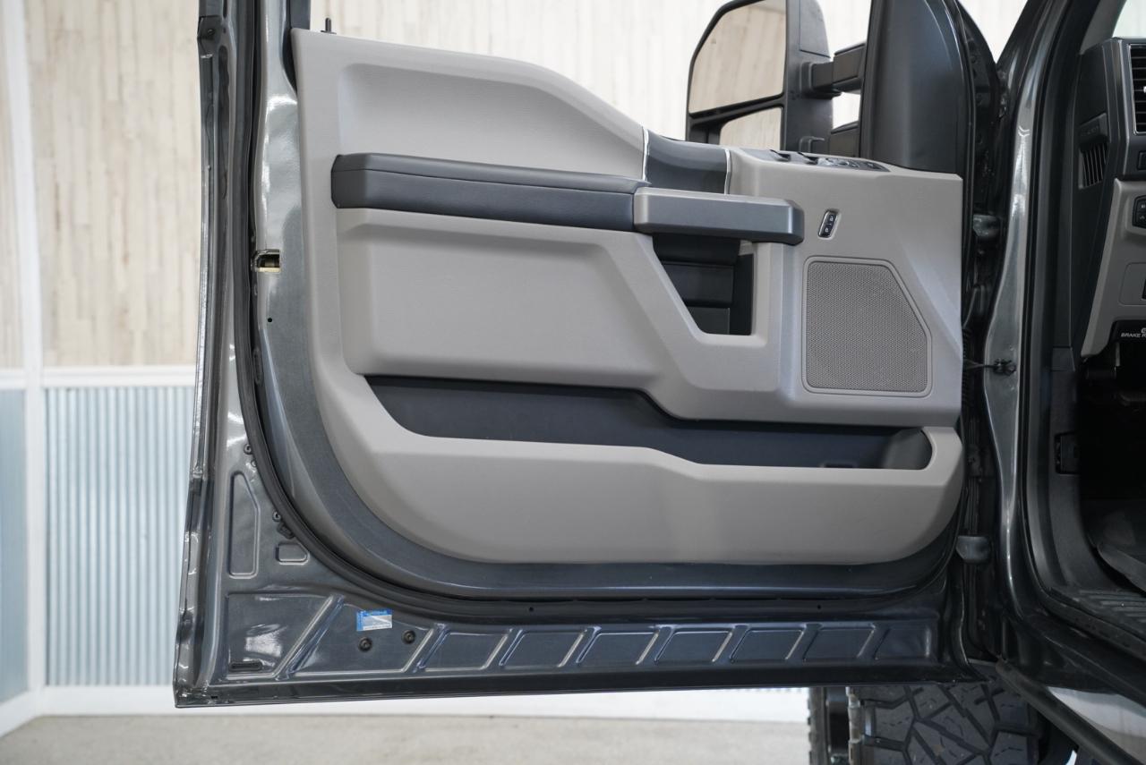 Ford Super Duty F-250 SRW  2017