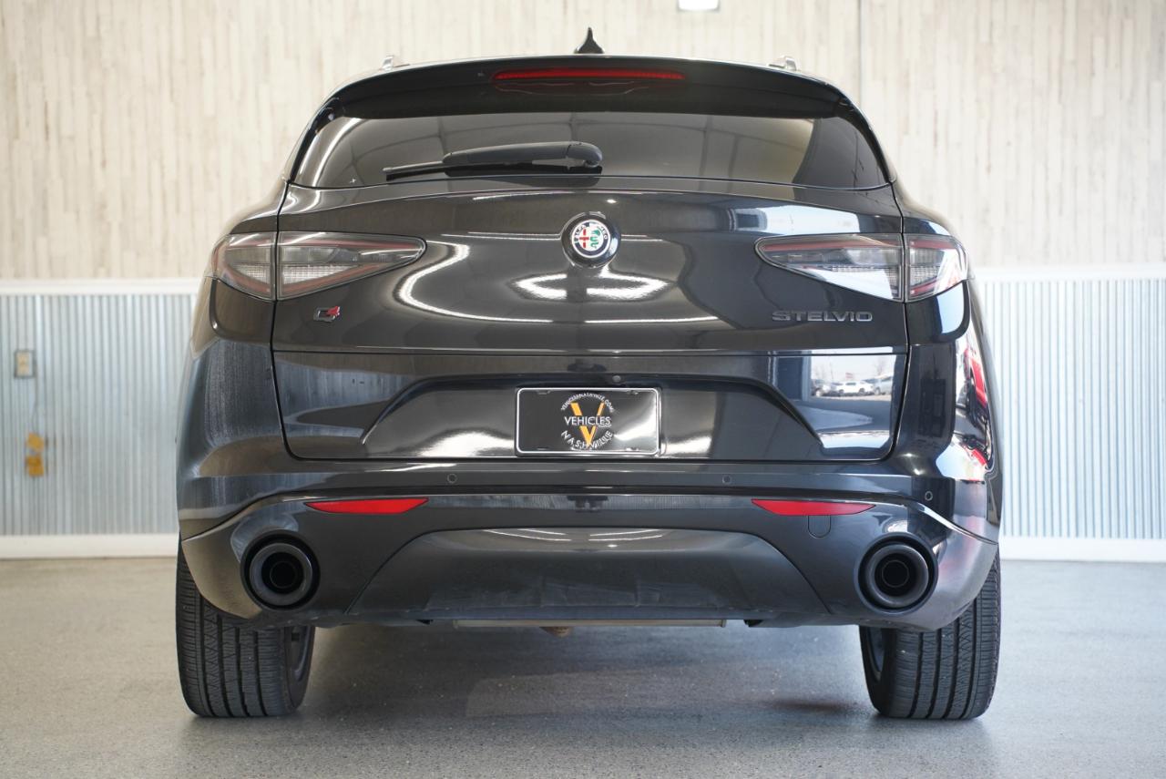 Alfa Romeo Stelvio Ti Sport AWD 2021