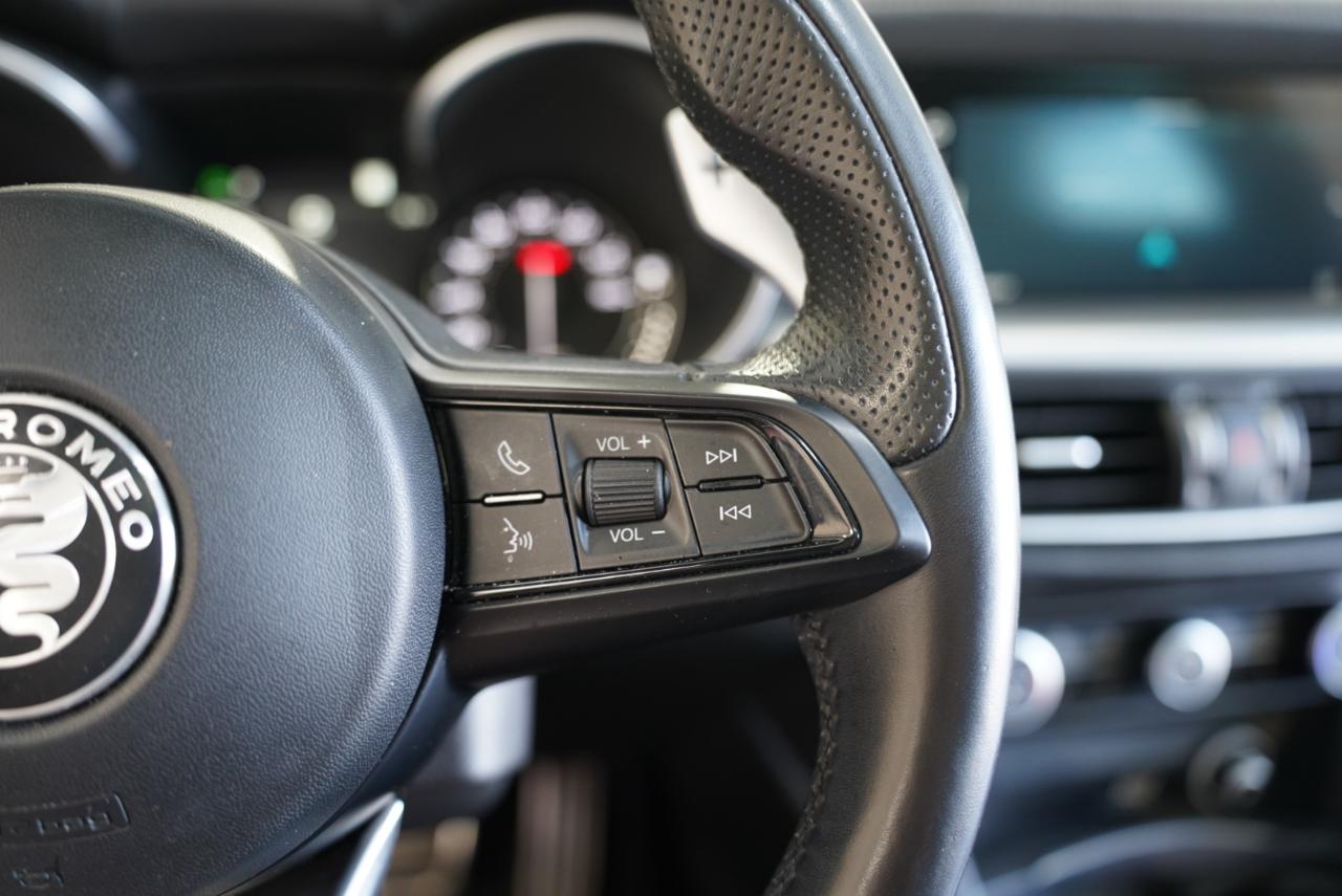 Alfa Romeo Stelvio Ti Sport AWD 2021