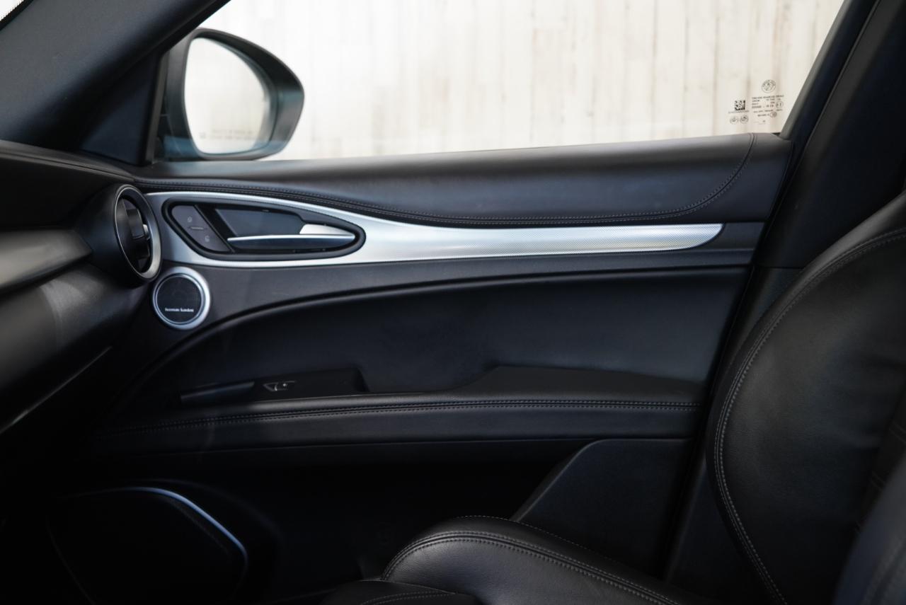 Alfa Romeo Stelvio Ti Sport AWD 2021