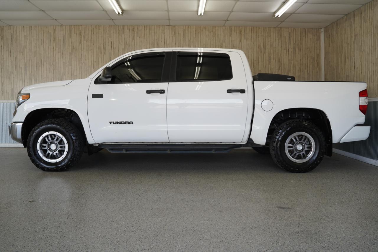 Toyota Tundra 4WD  2020