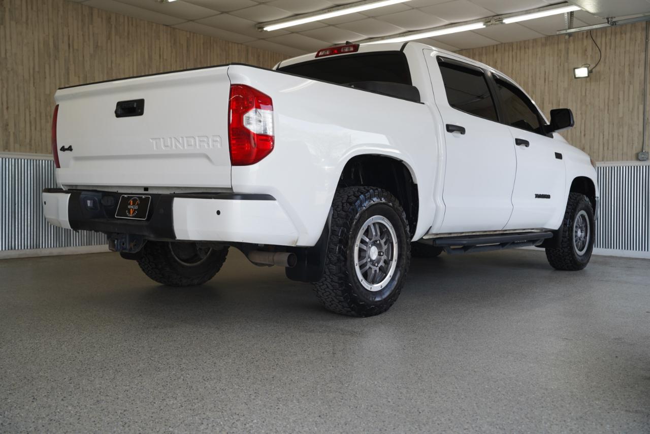 Toyota Tundra 4WD  2020