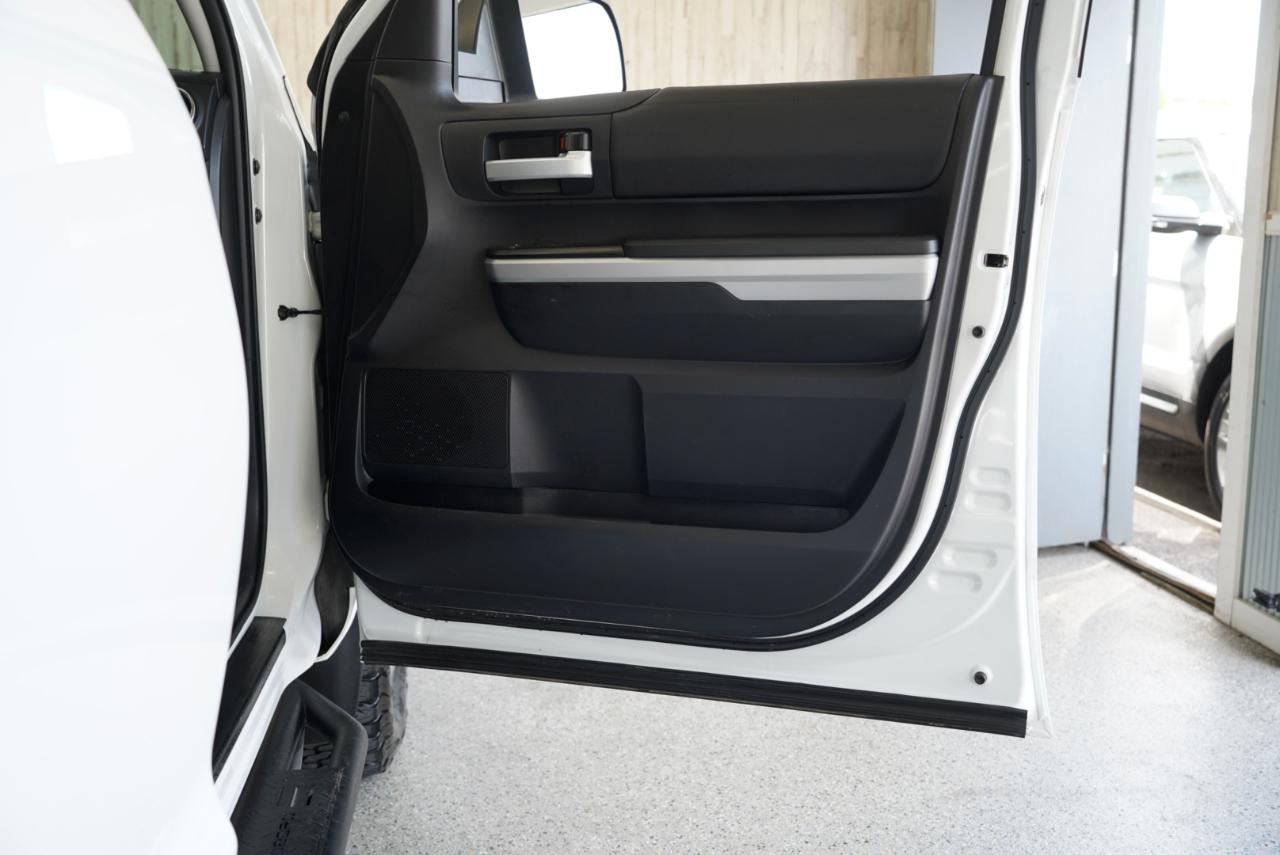 Toyota Tundra 4WD  2020