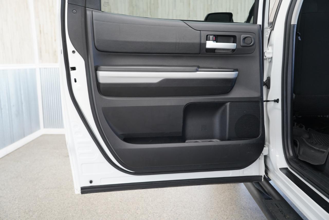 Toyota Tundra 4WD  2020