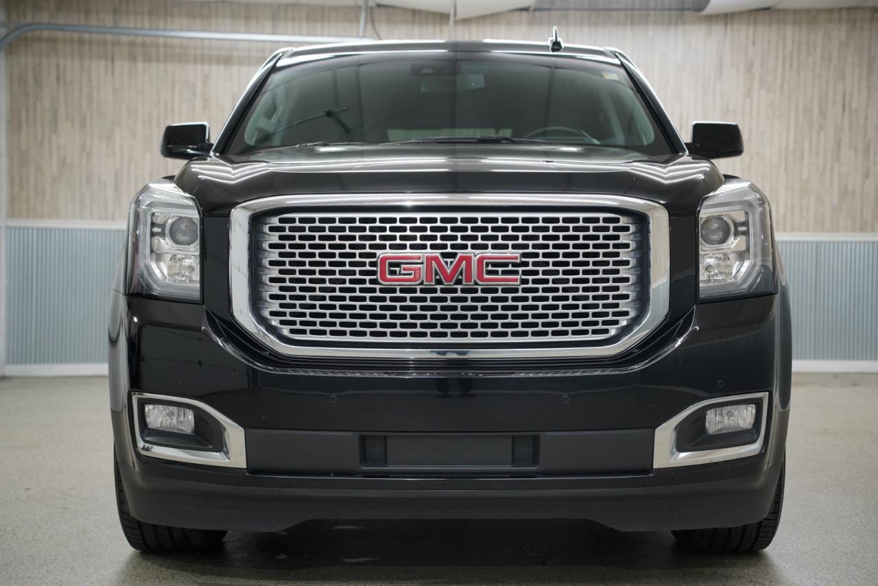GMC Yukon 4WD 4dr Denali 2016