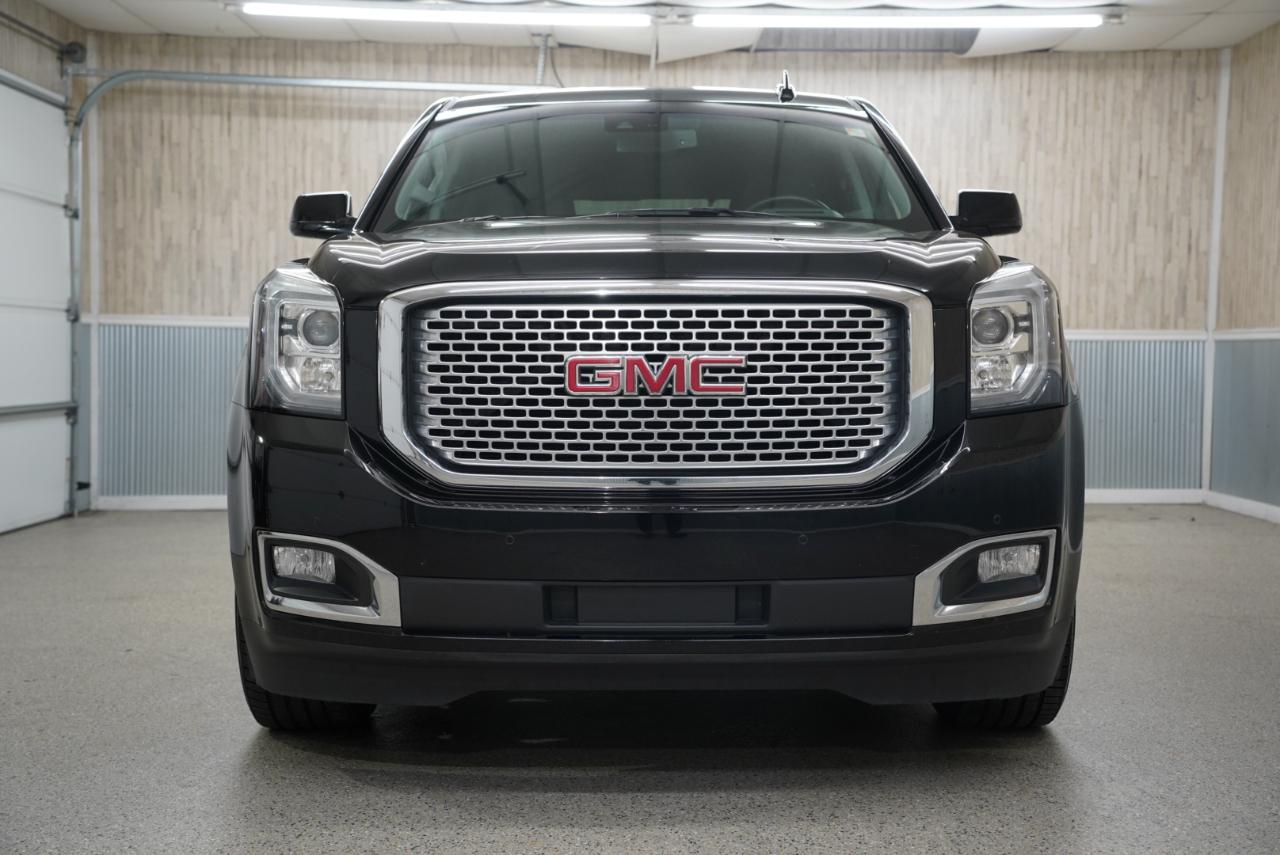 GMC Yukon 4WD 4dr Denali 2016