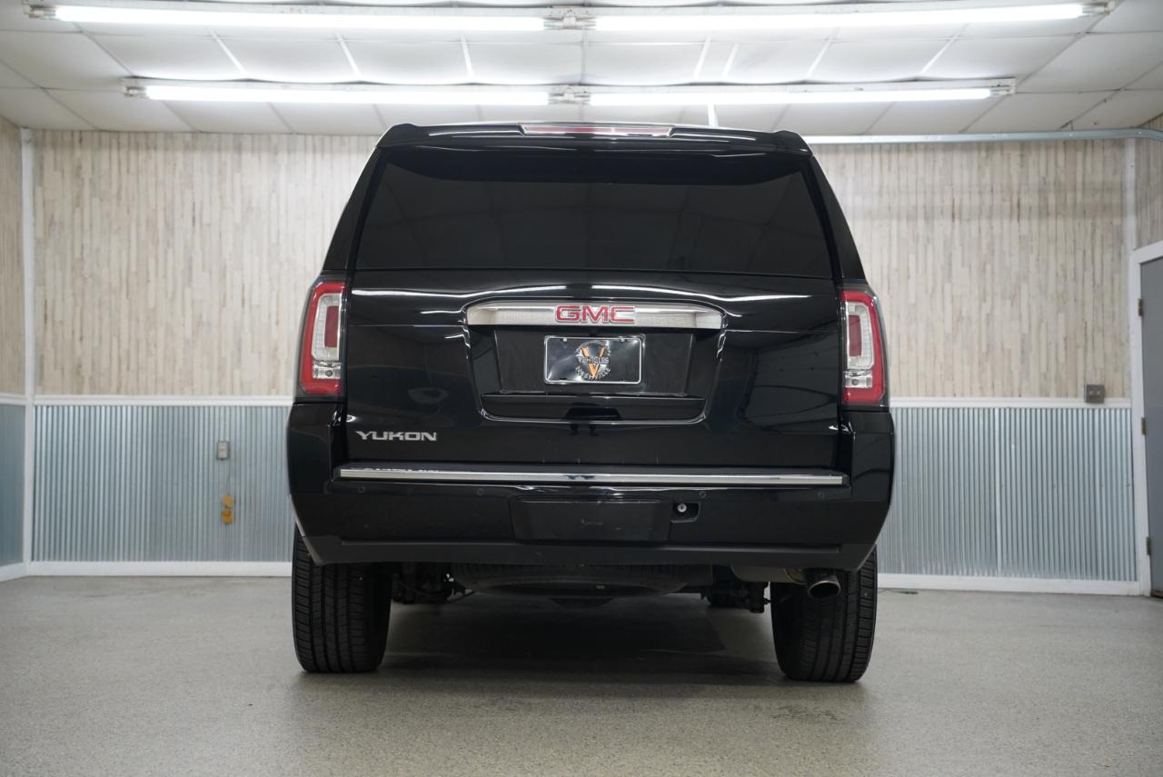 GMC Yukon 4WD 4dr Denali 2016