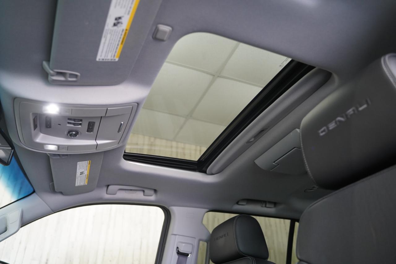 GMC Yukon 4WD 4dr Denali 2016