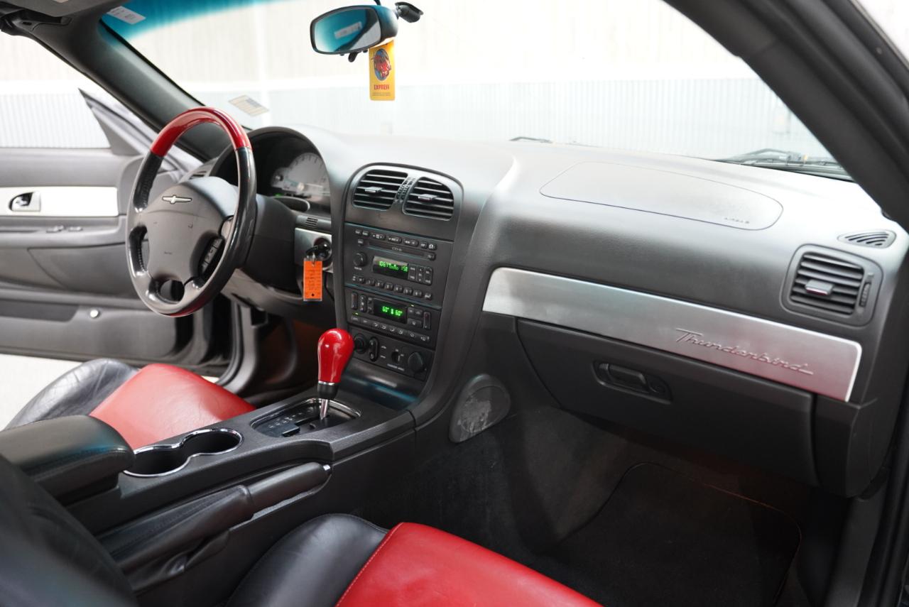 Ford Thunderbird 2dr Conv w/Hardtop Premium 2002