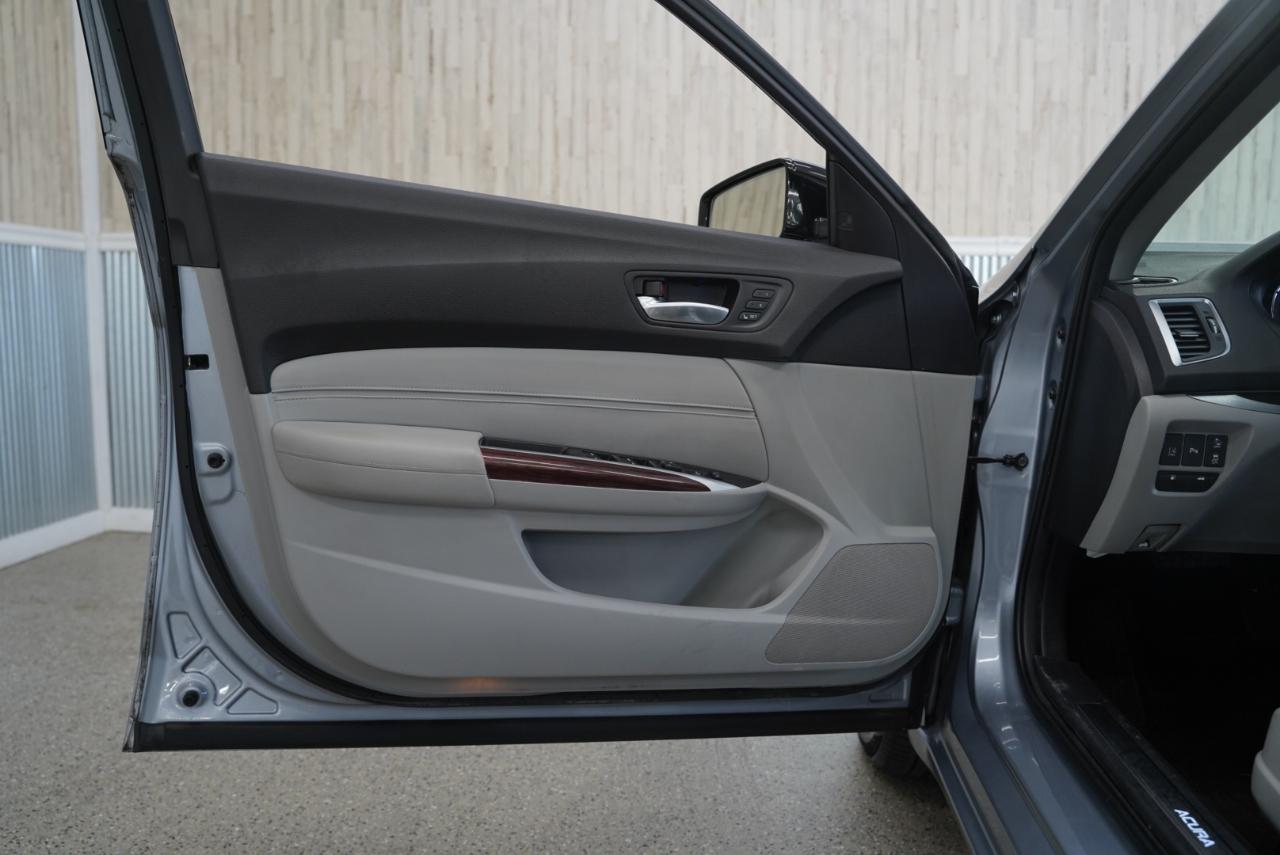 Acura TLX 4dr Sdn FWD V6 Advance 2015