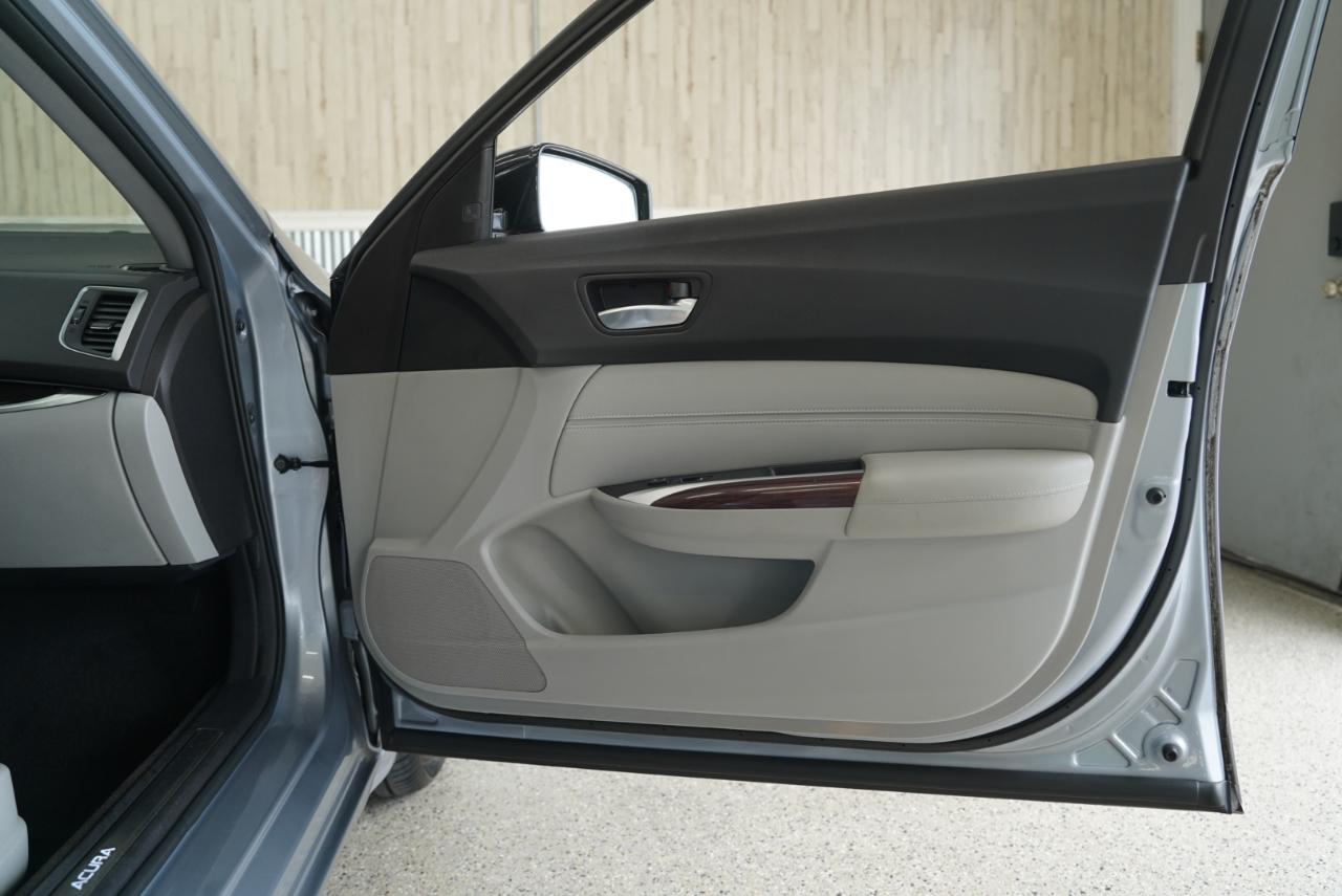 Acura TLX 4dr Sdn FWD V6 Advance 2015