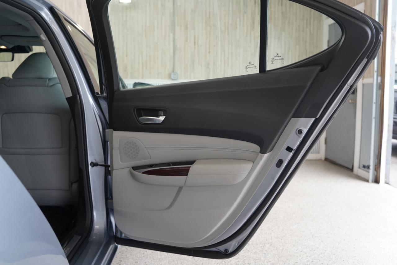 Acura TLX 4dr Sdn FWD V6 Advance 2015