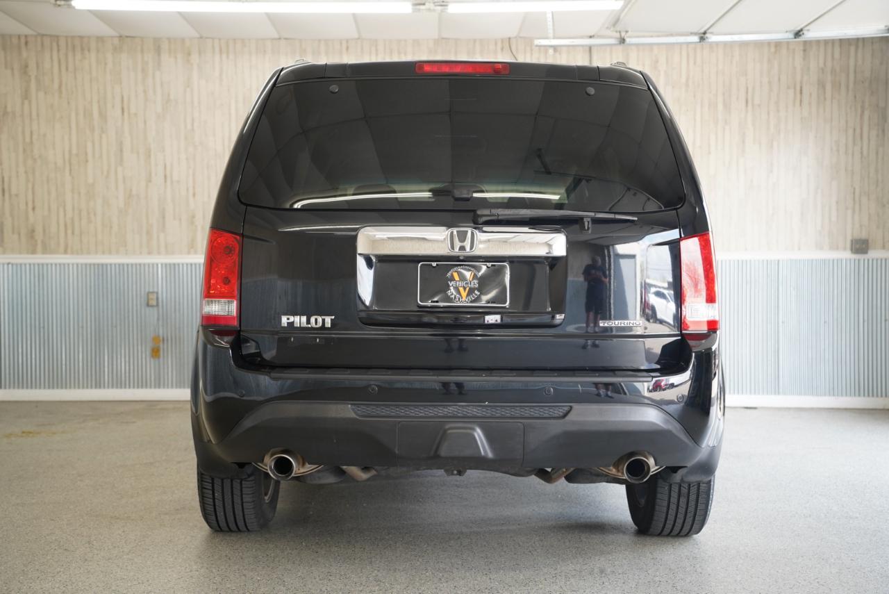 Honda Pilot 2WD 4dr Touring w/RES & Navi 2012