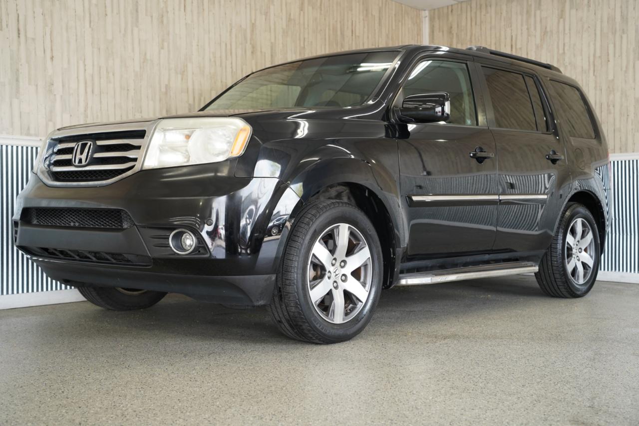 Honda Pilot 2WD 4dr Touring w/RES & Navi 2012