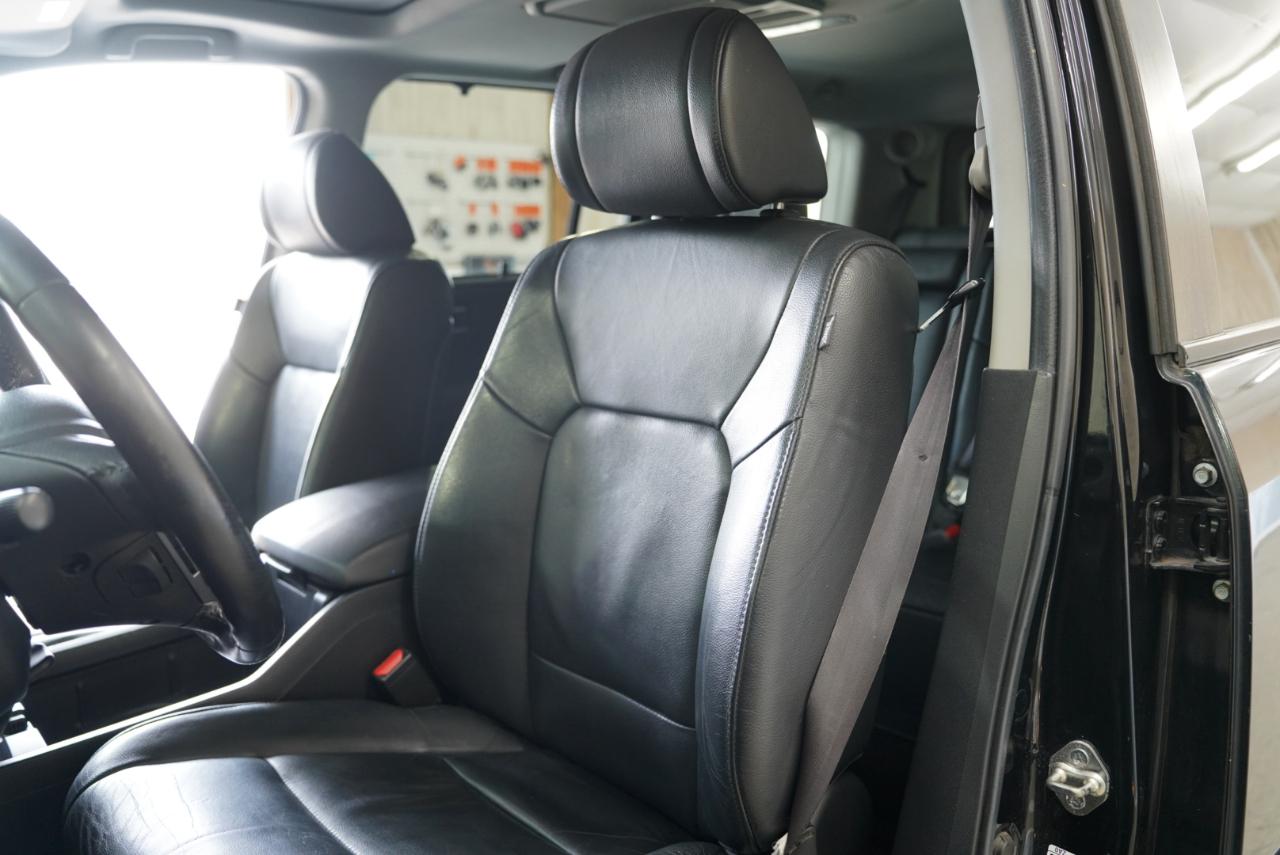 Honda Pilot 2WD 4dr Touring w/RES & Navi 2012