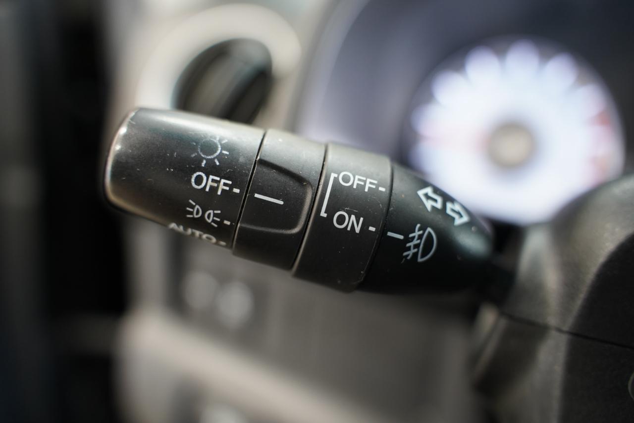 Honda Pilot 2WD 4dr Touring w/RES & Navi 2012