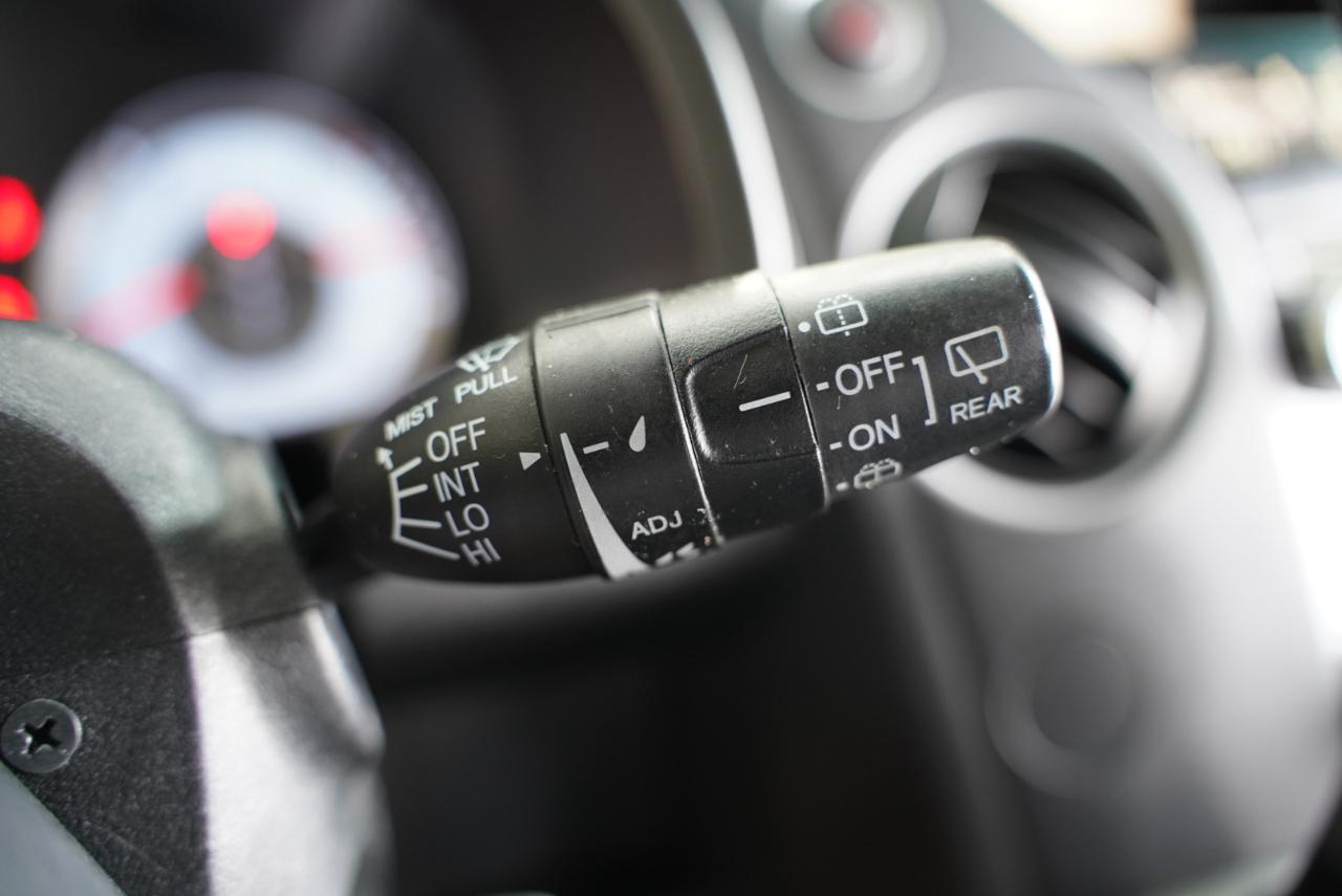 Honda Pilot 2WD 4dr Touring w/RES & Navi 2012