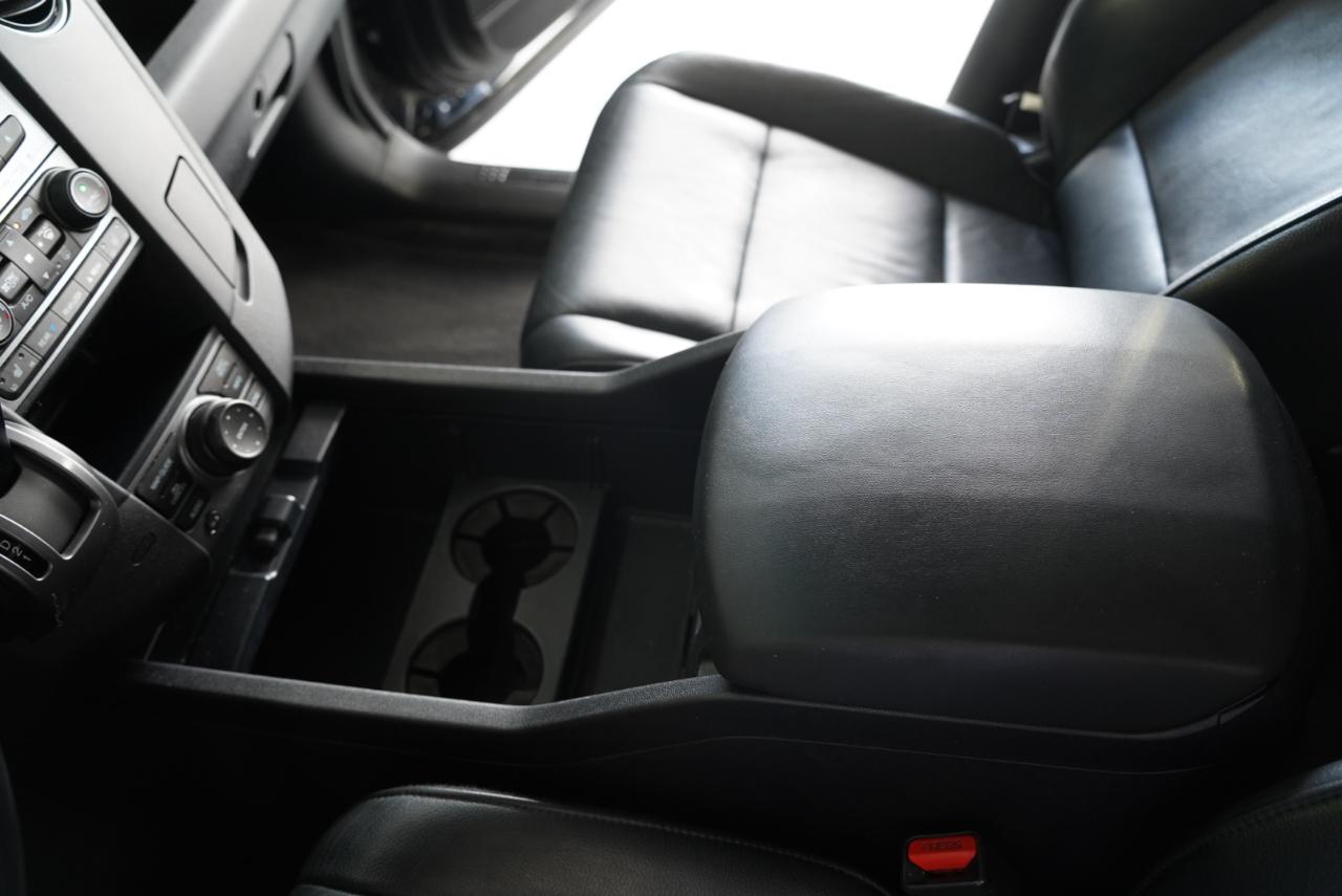 Honda Pilot 2WD 4dr Touring w/RES & Navi 2012