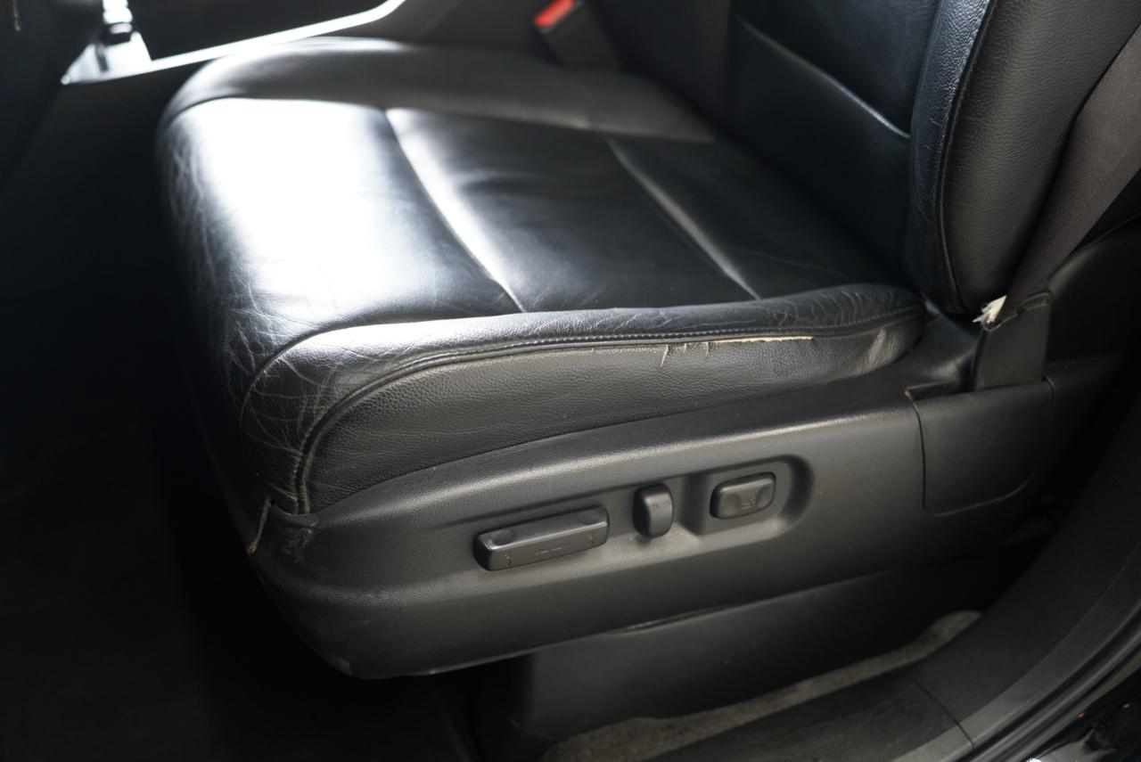 Honda Pilot 2WD 4dr Touring w/RES & Navi 2012