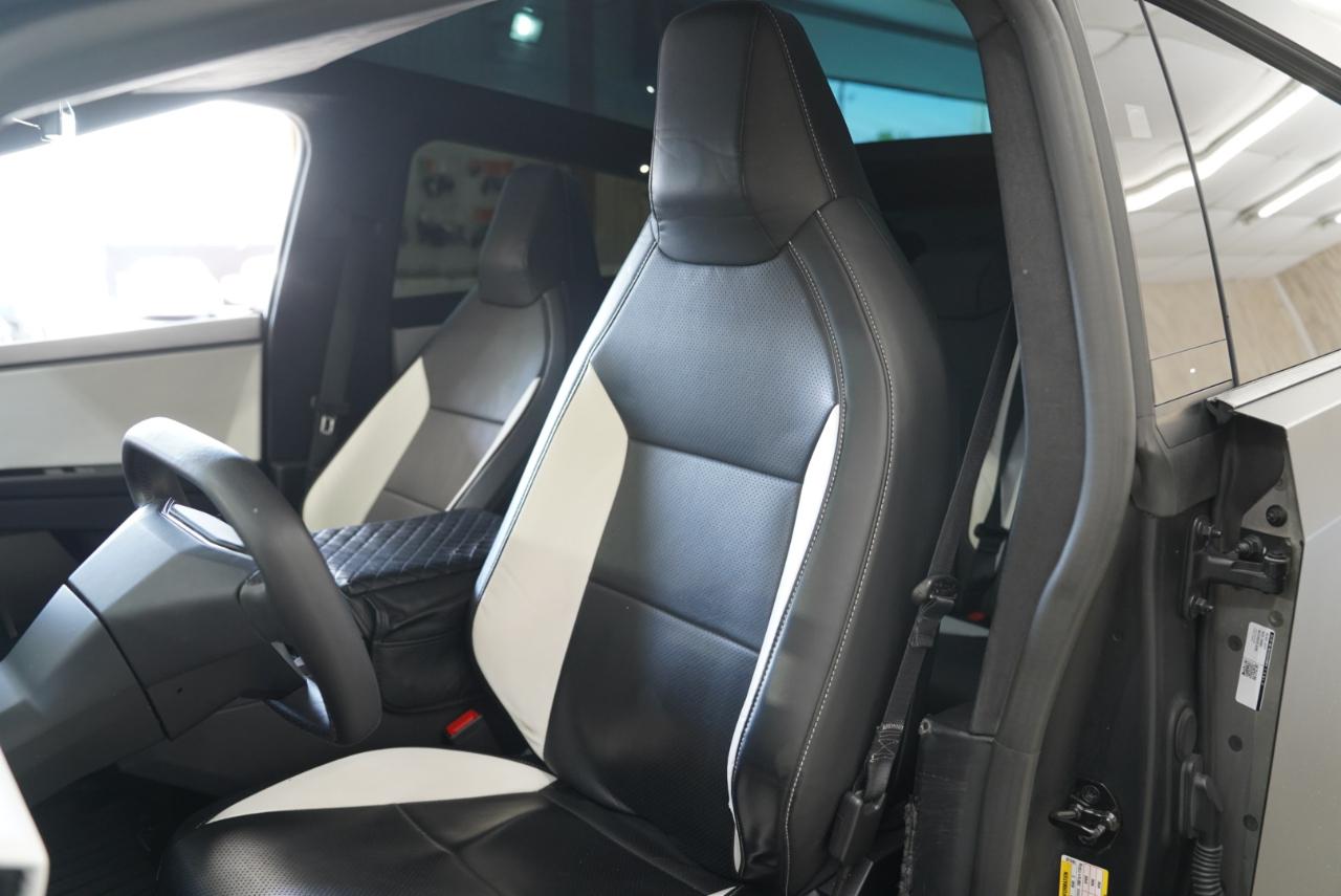 Tesla Cybertruck AWD 2024