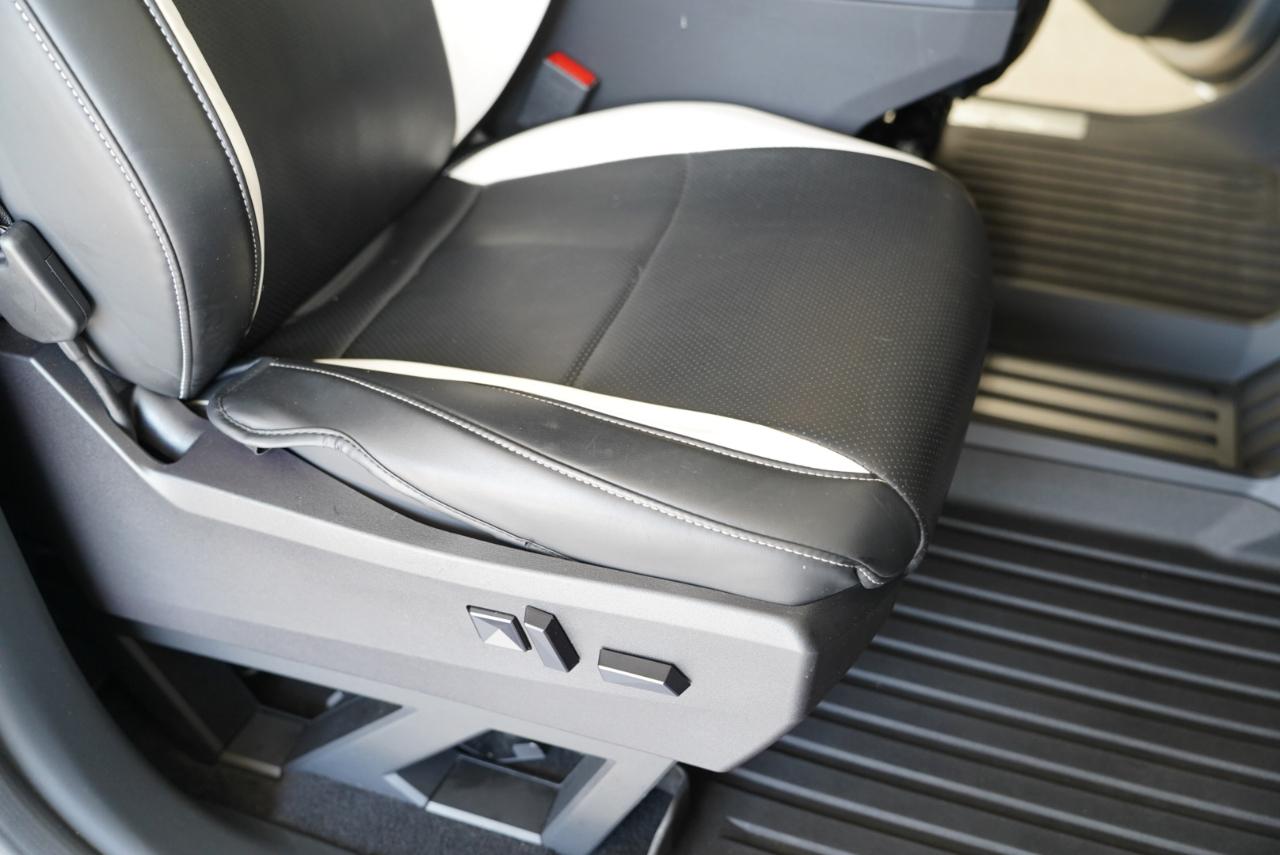 Tesla Cybertruck AWD 2024