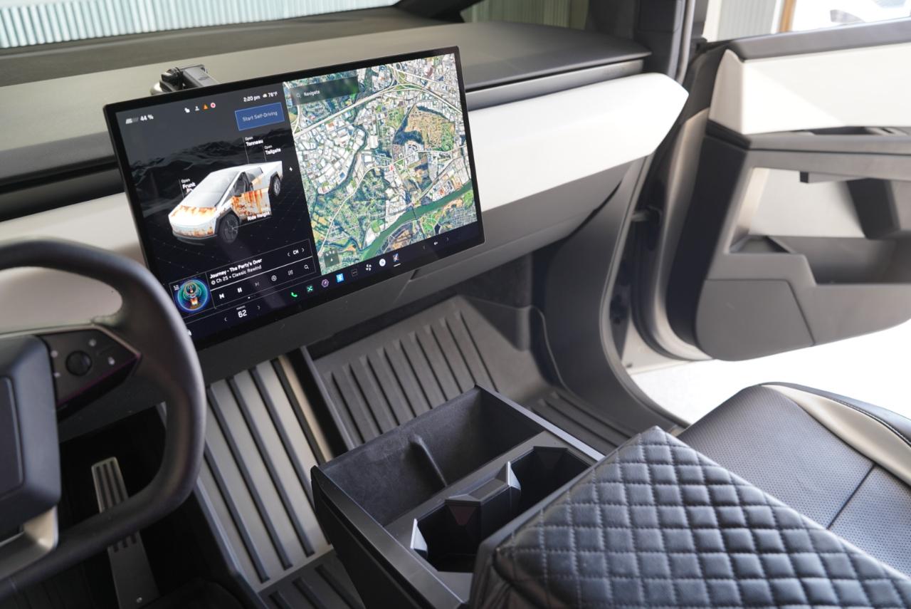 Tesla Cybertruck AWD 2024