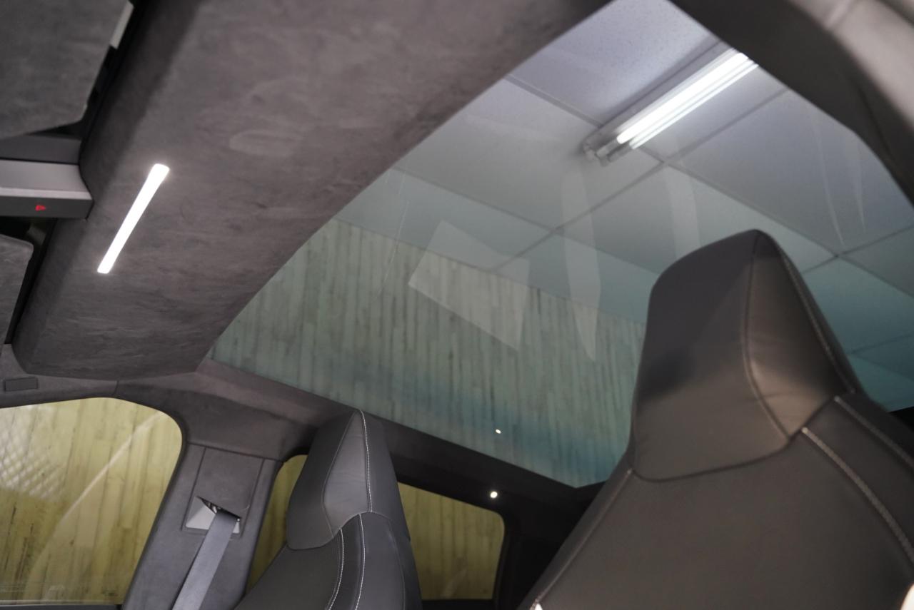 Tesla Cybertruck AWD 2024