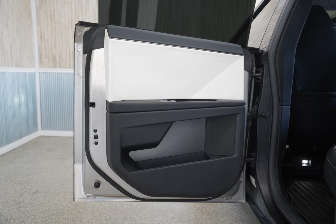 Tesla Cybertruck AWD 2024