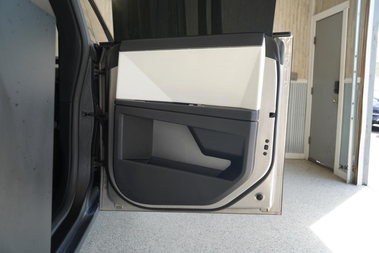 Tesla Cybertruck AWD 2024