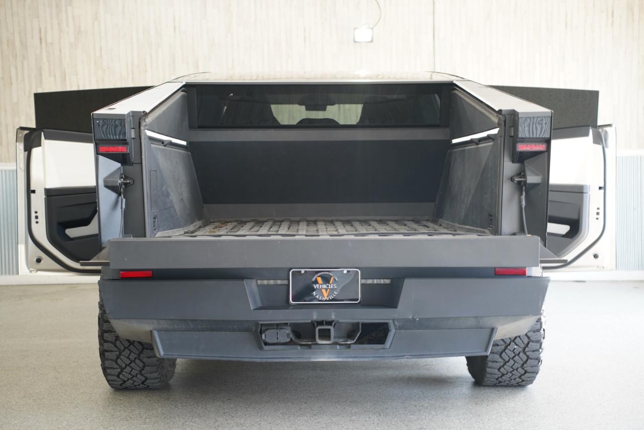 Tesla Cybertruck AWD 2024